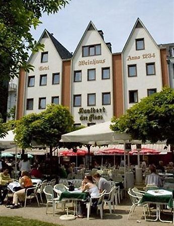 Hotel Kunibert Der Fiese Cologne Exterior photo